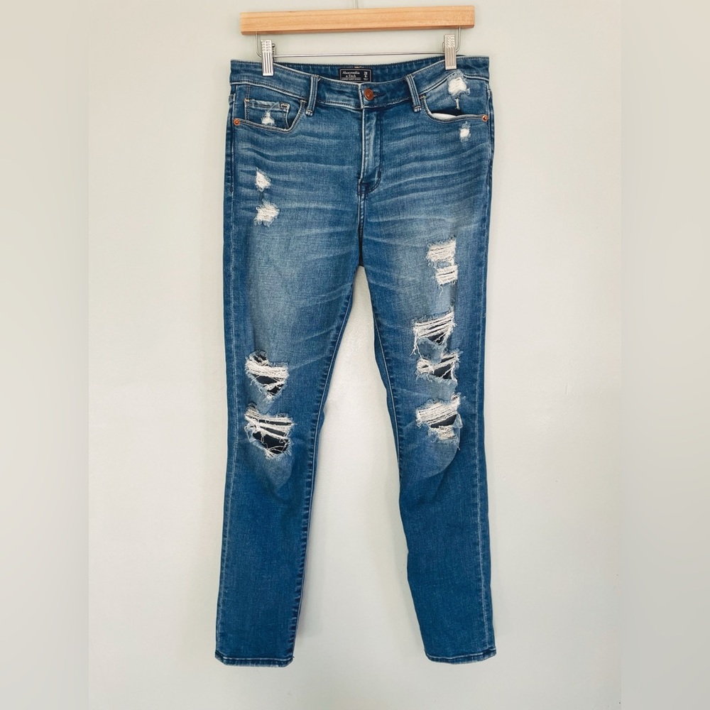 Abercrombie & Fitch Harper Super Skinny Denim Blue Jeans Distressed Size 6 Reg